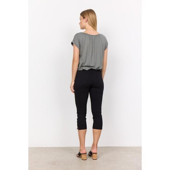 NWT SOYA CONCEPT Lilly 3B Black Capri Pants - Picture 3 of 6